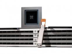 思科发布102.4Tbps以太网交换芯片SiliconOne G300及全液冷交换机 重塑超大规模数据中心网络性能与能效标杆