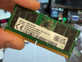 俄罗斯达人手工组装 DDR5 内存 低成本方案获性能突破